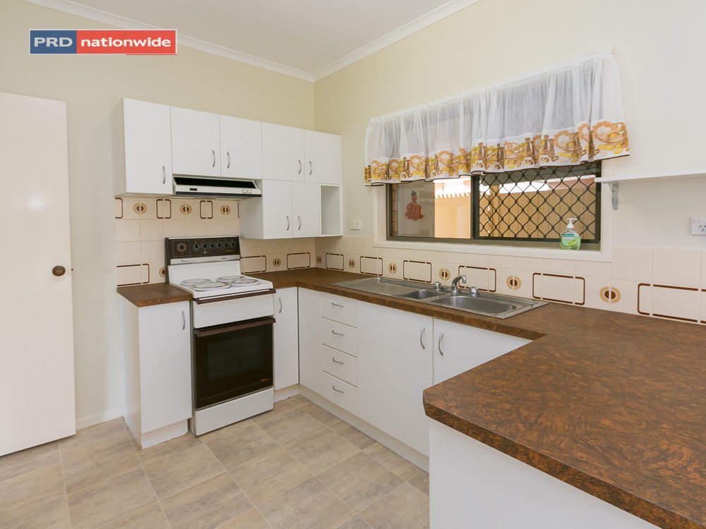 4/81 Miller Street URANGAN 10
