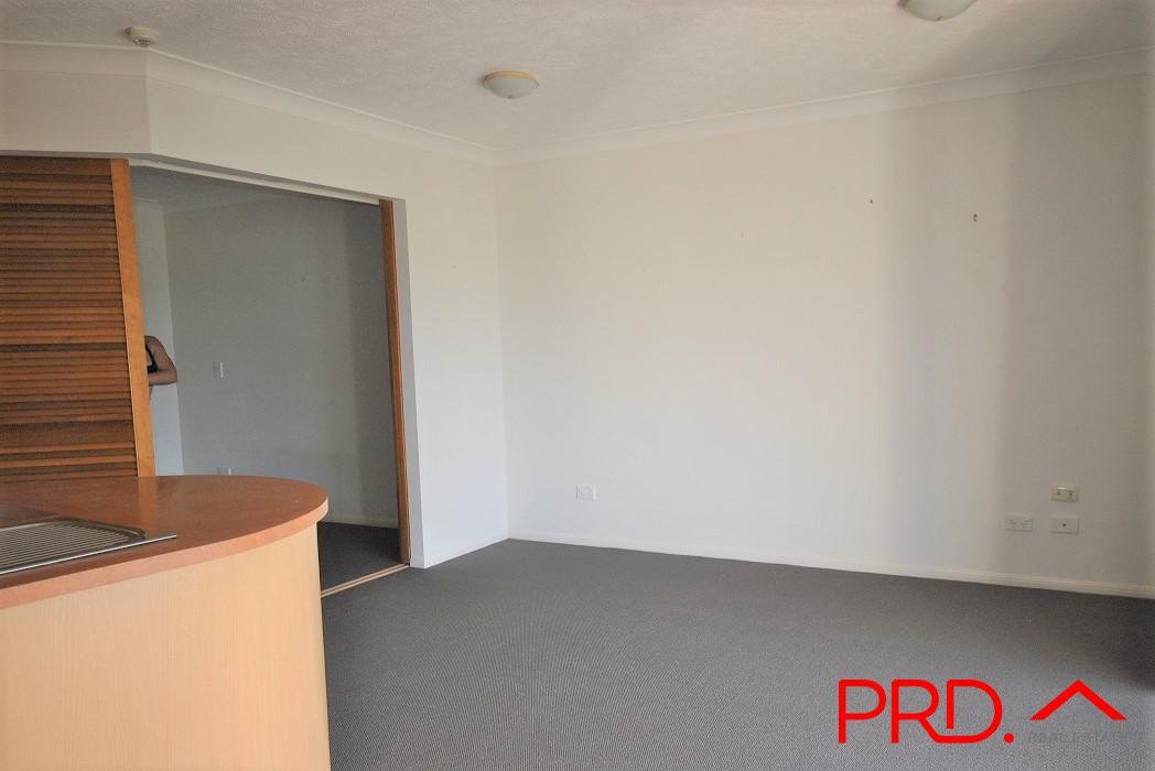 48/106 Marine Parade SOUTHPORT 5