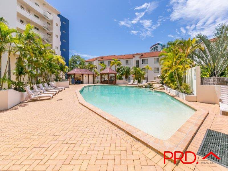 48/106 Marine Parade SOUTHPORT 12