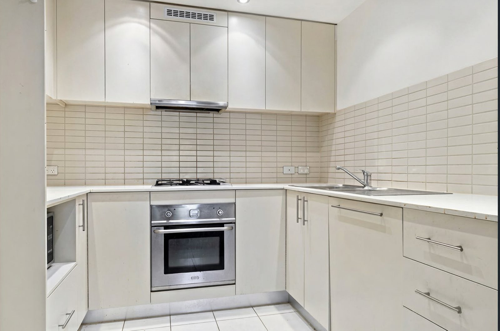 48/11 Bay Drive MEADOWBANK 5