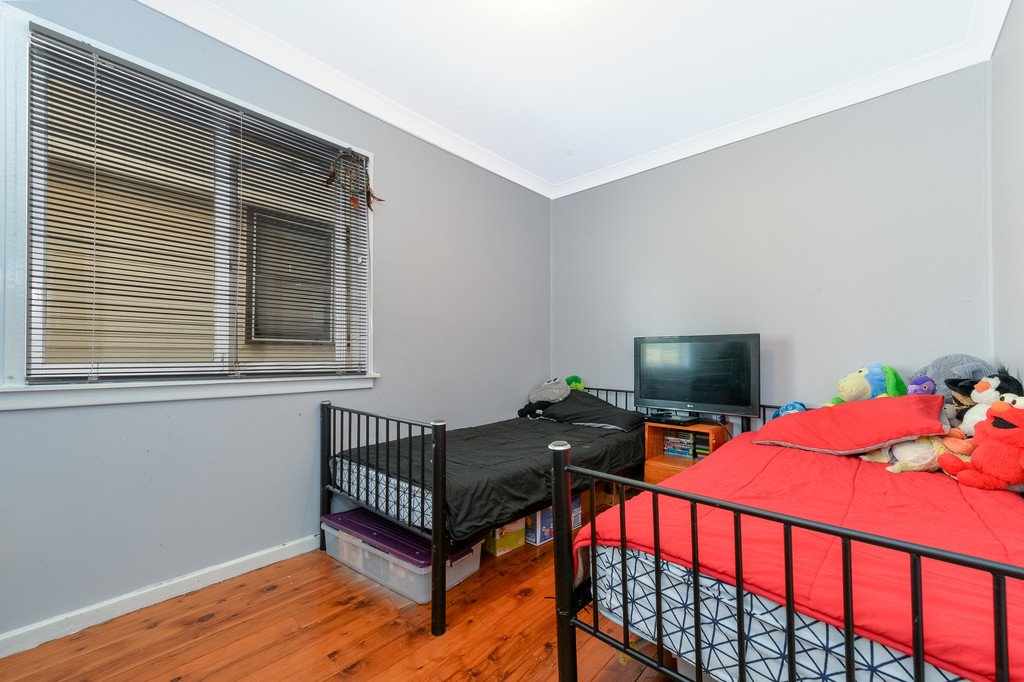 482 Northcliffe Drive BERKELEY 7