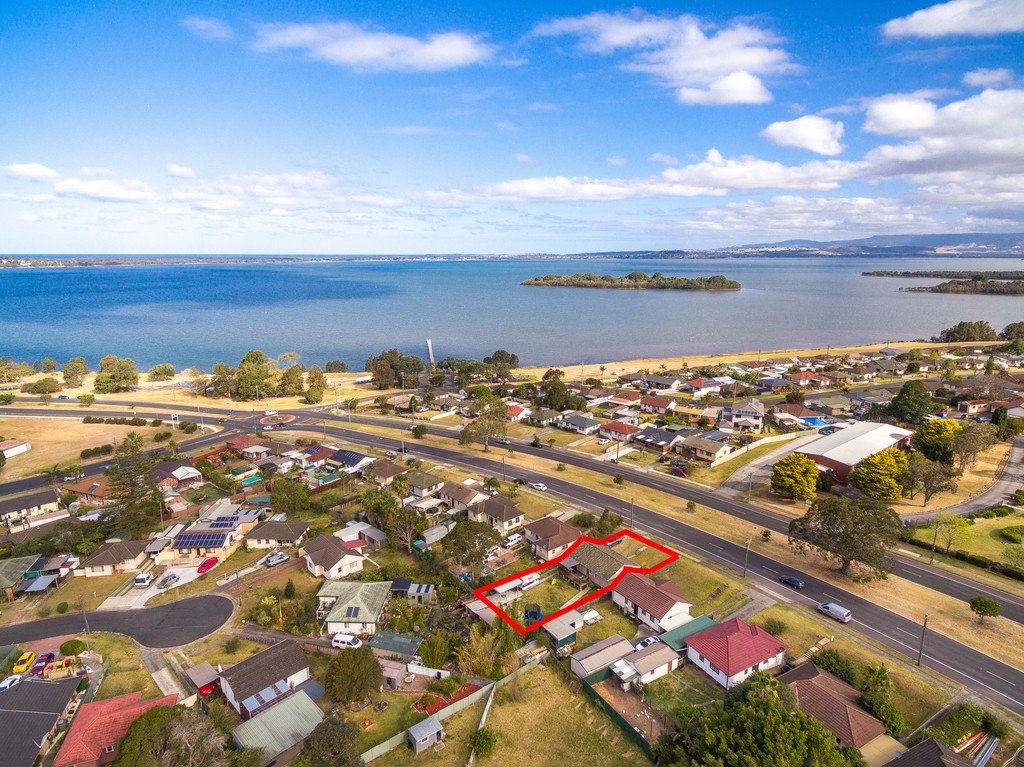 482 Northcliffe Drive BERKELEY 9