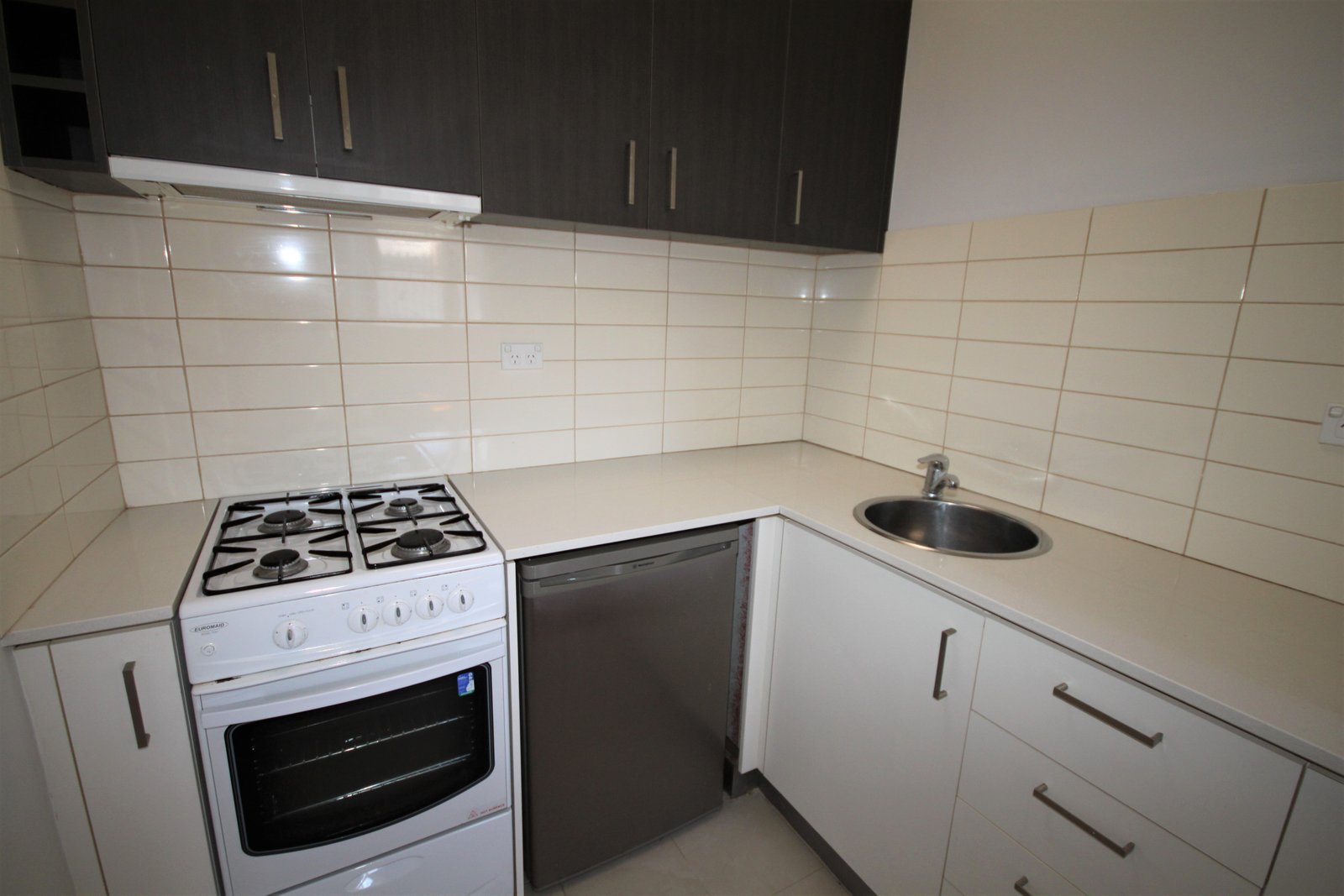 Gallery: 4/82 Wellington Street