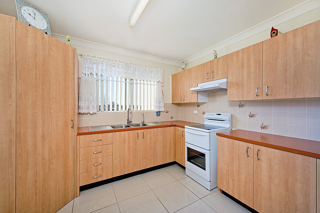 4/84 Lord Street LAURIETON 4