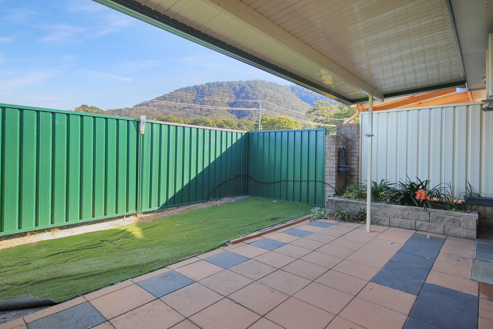 4/84 Lord Street LAURIETON 2