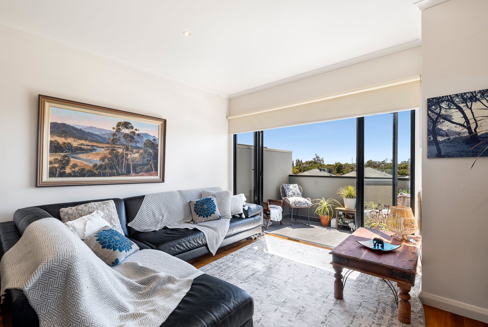 Gallery: 4/84 Nepean Highway
