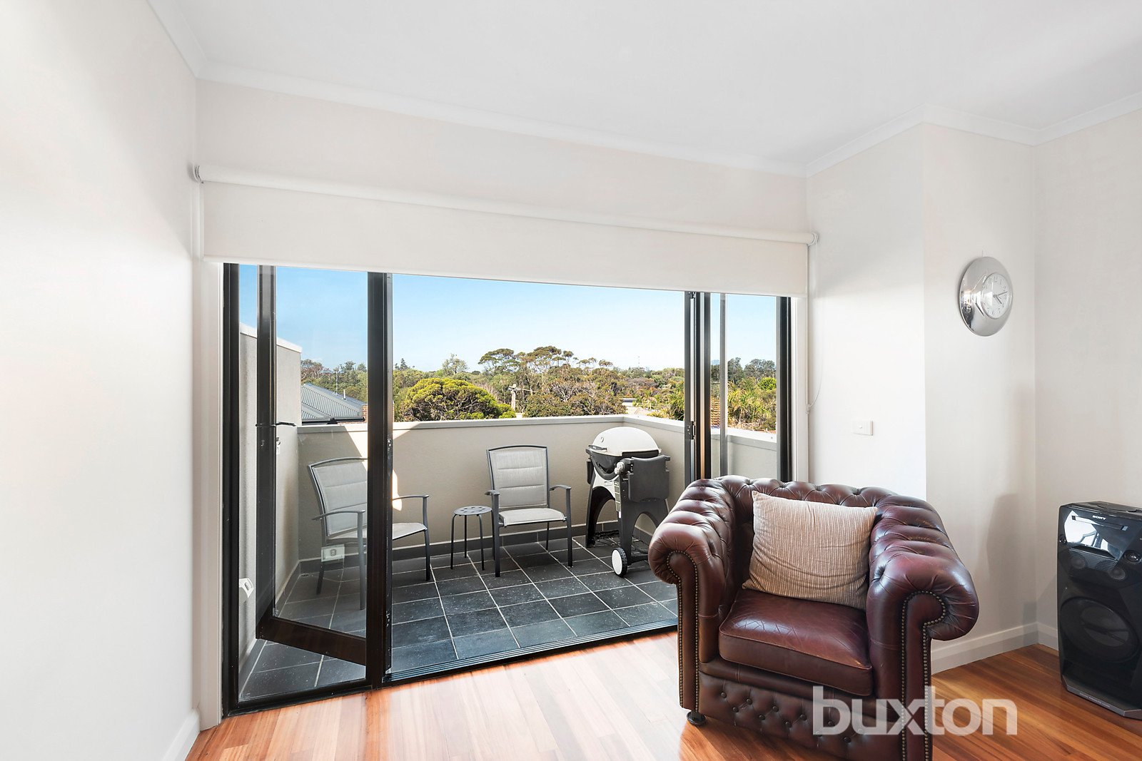 Gallery: 4/84 Nepean Highway