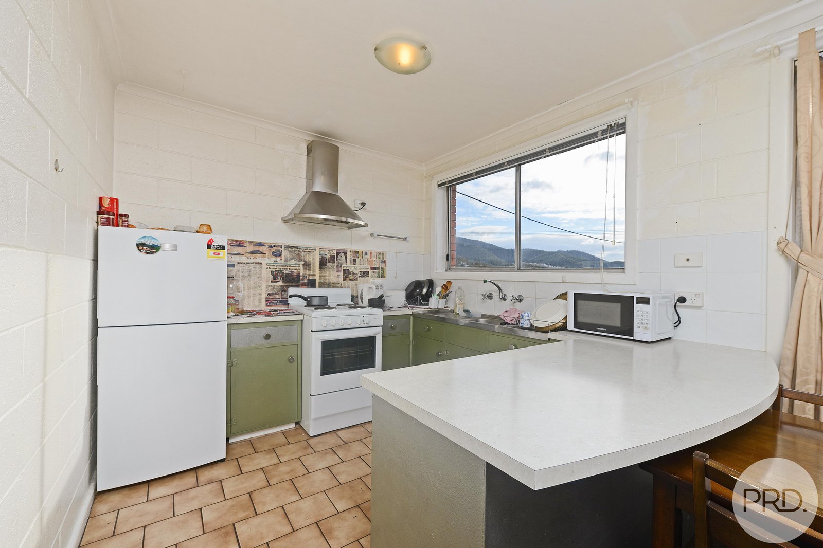 4/85 Box Hill Road CLAREMONT 3