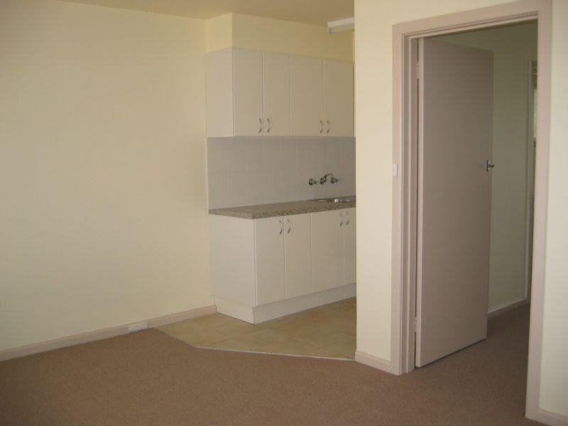 Gallery: 4/85 Charman Road