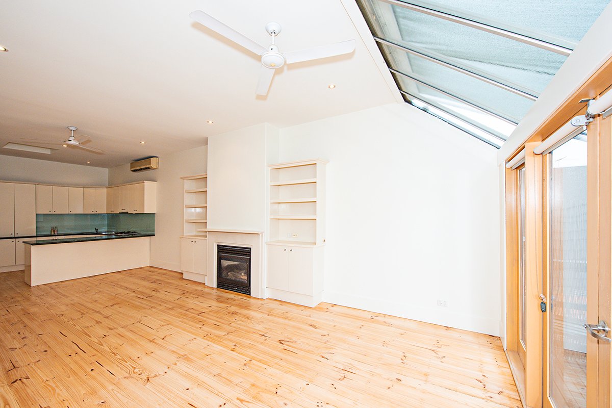 Gallery: 485 High Street
