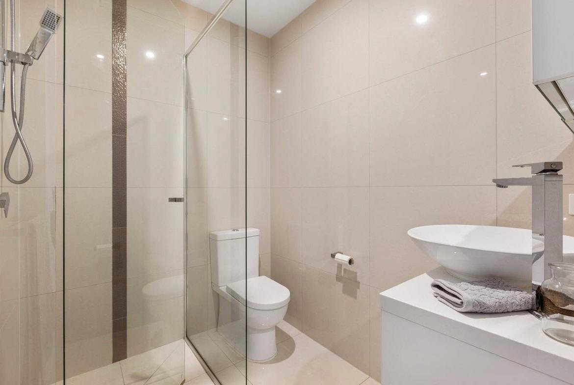 Real Estate and Property in 4/85 Hutton Street, Thornbury, VIC