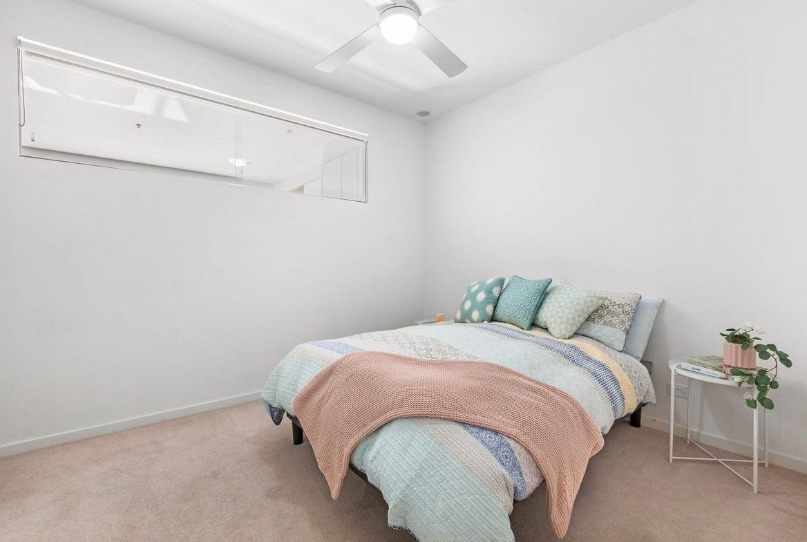 Real Estate and Property in 4/85 Hutton Street, Thornbury, VIC