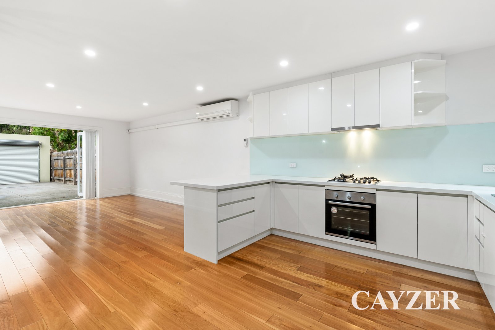 Gallery: 487 City Road