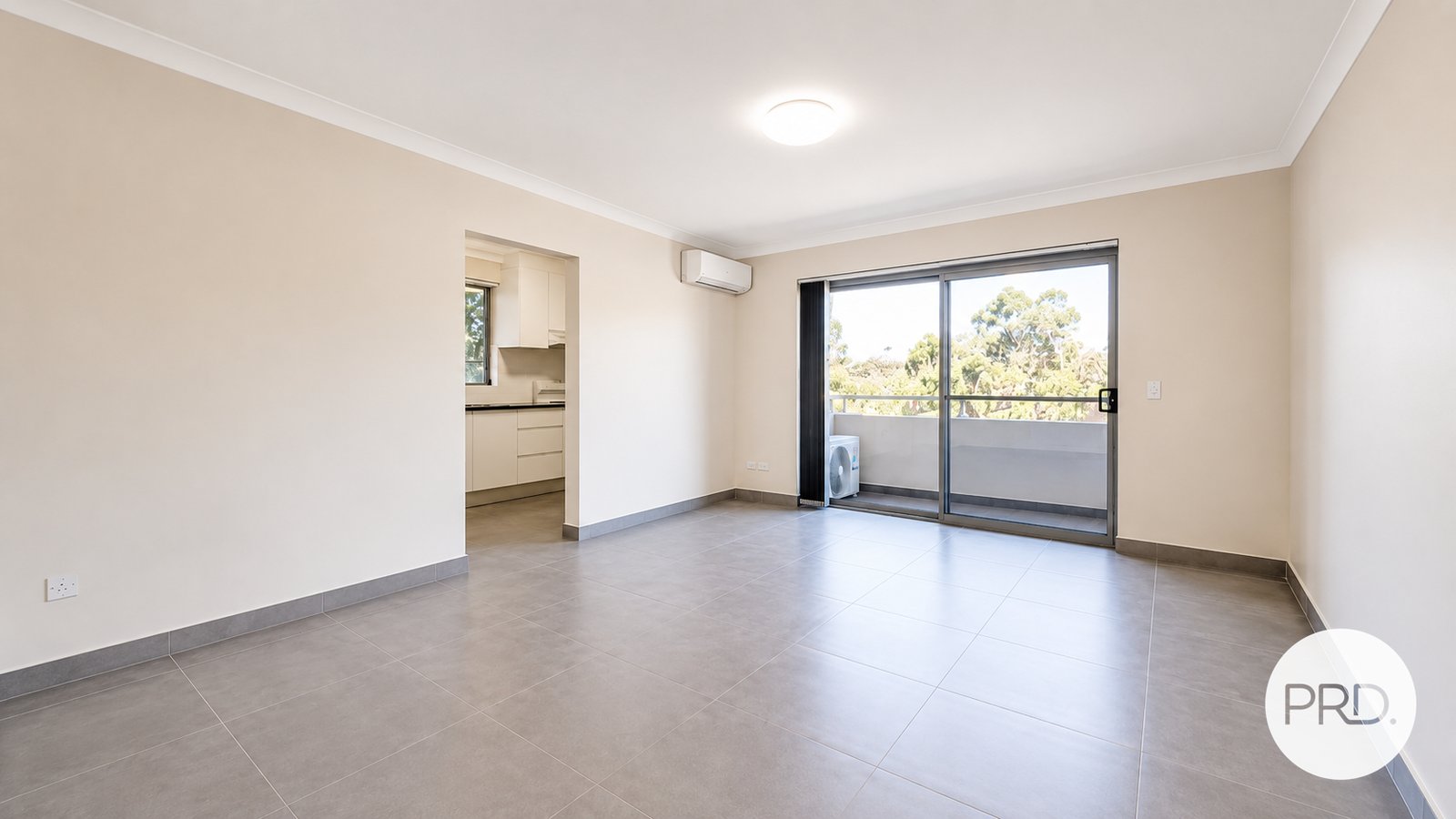 4/87 Longfield Street CABRAMATTA WEST 2