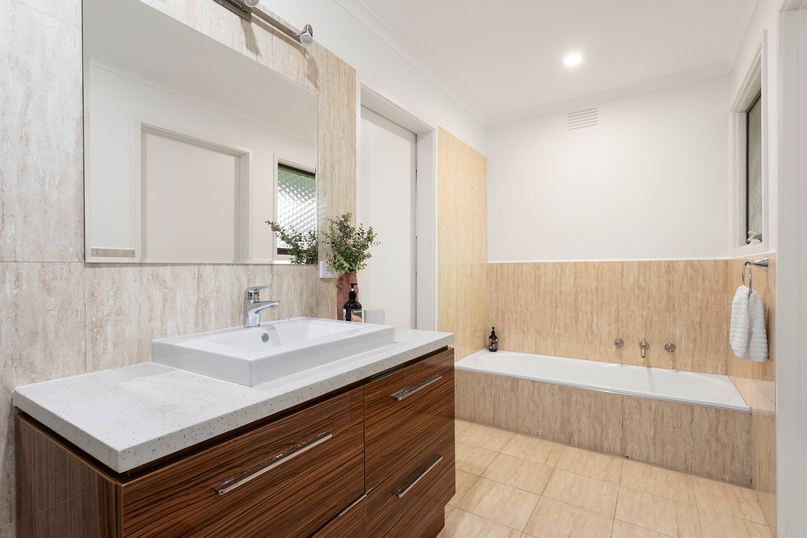 Real Estate and Property in 4/87 Thomas Street, Brighton East, VIC