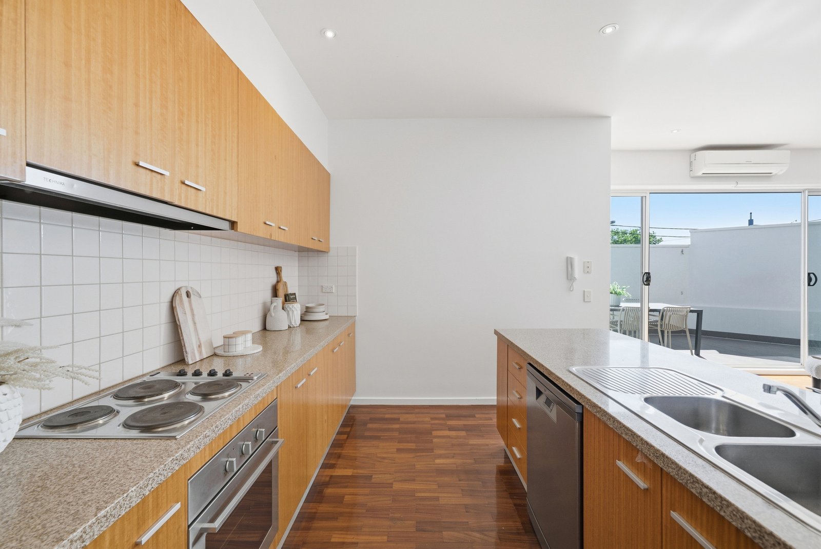 Gallery: 4/874 Glen Huntly Road