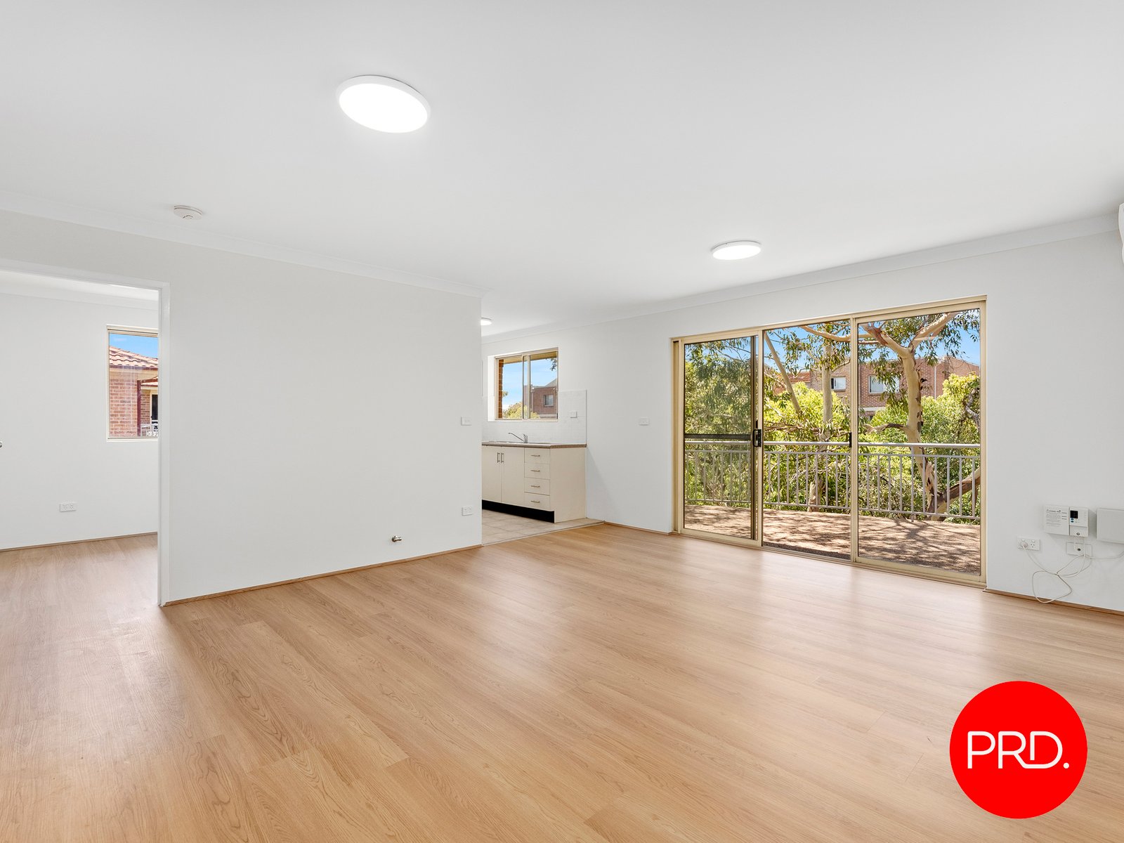 48/8-10 Fourth Avenue BLACKTOWN 3