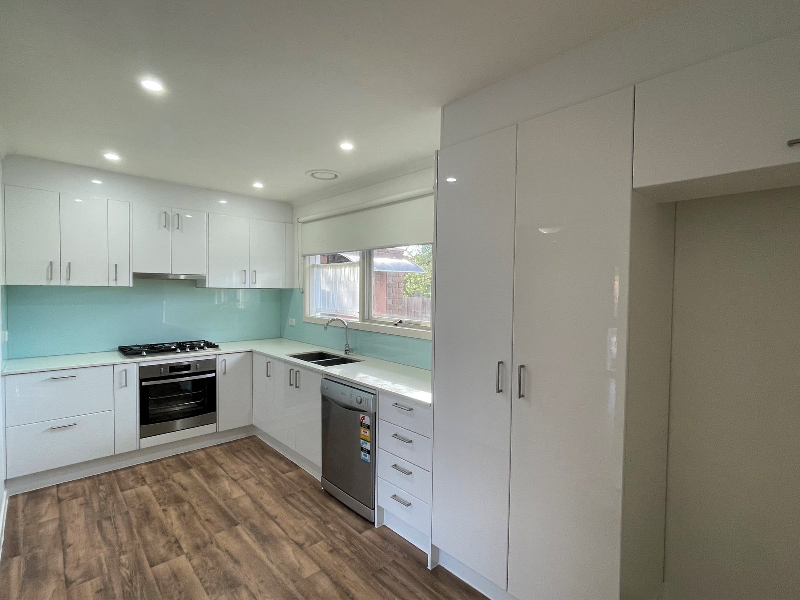 Gallery: 4/89 Kangaroo Road