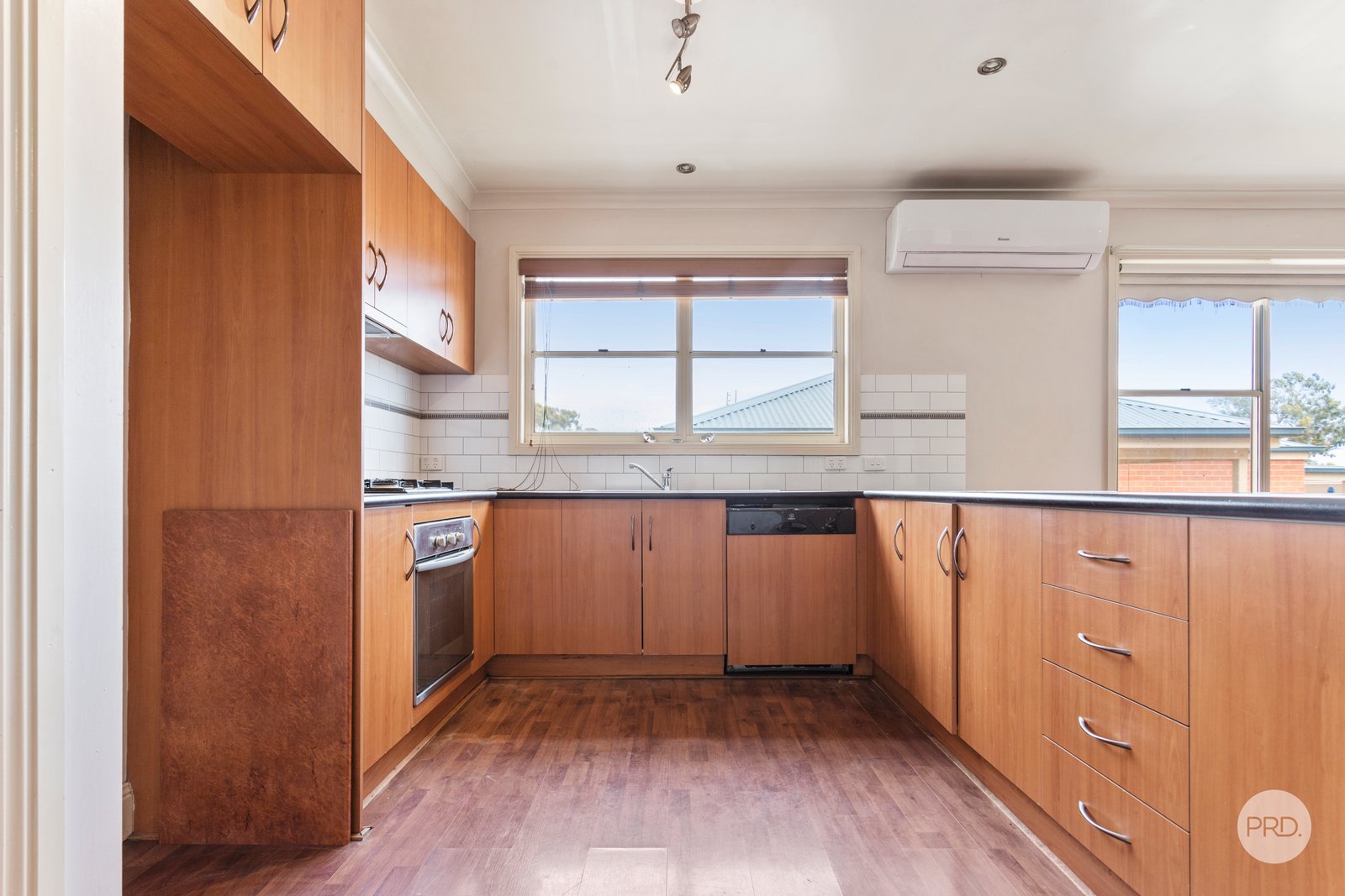 489 Napier Street WHITE HILLS 8