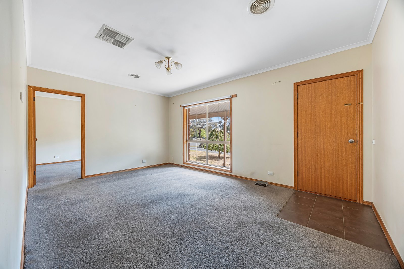 Gallery: 489 Wiltshire Lane