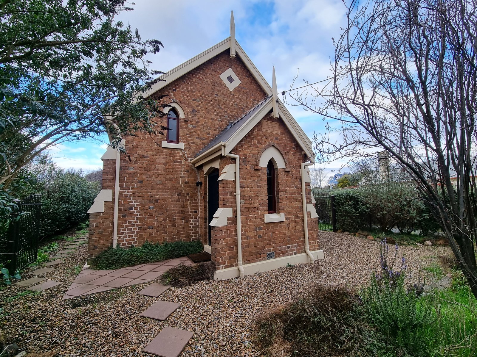 48a Butmaroo Street BUNGENDORE 3