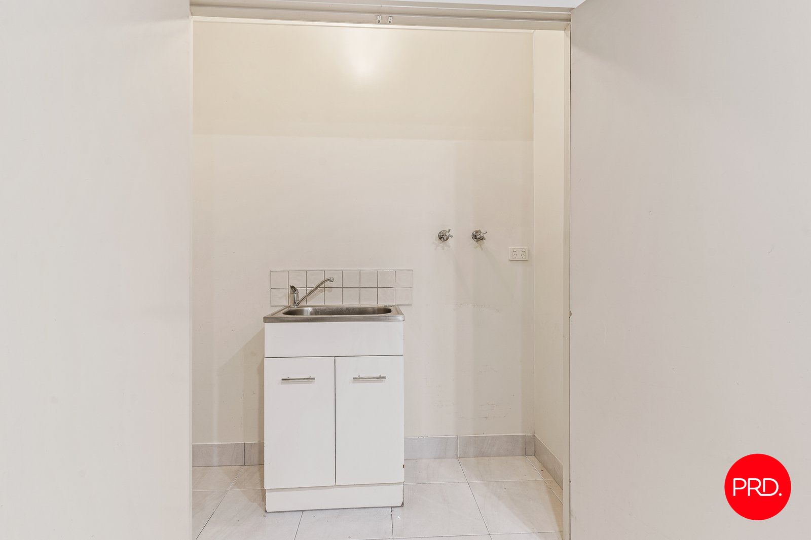 48a Norelle Crescent GOLDEN SQUARE 14