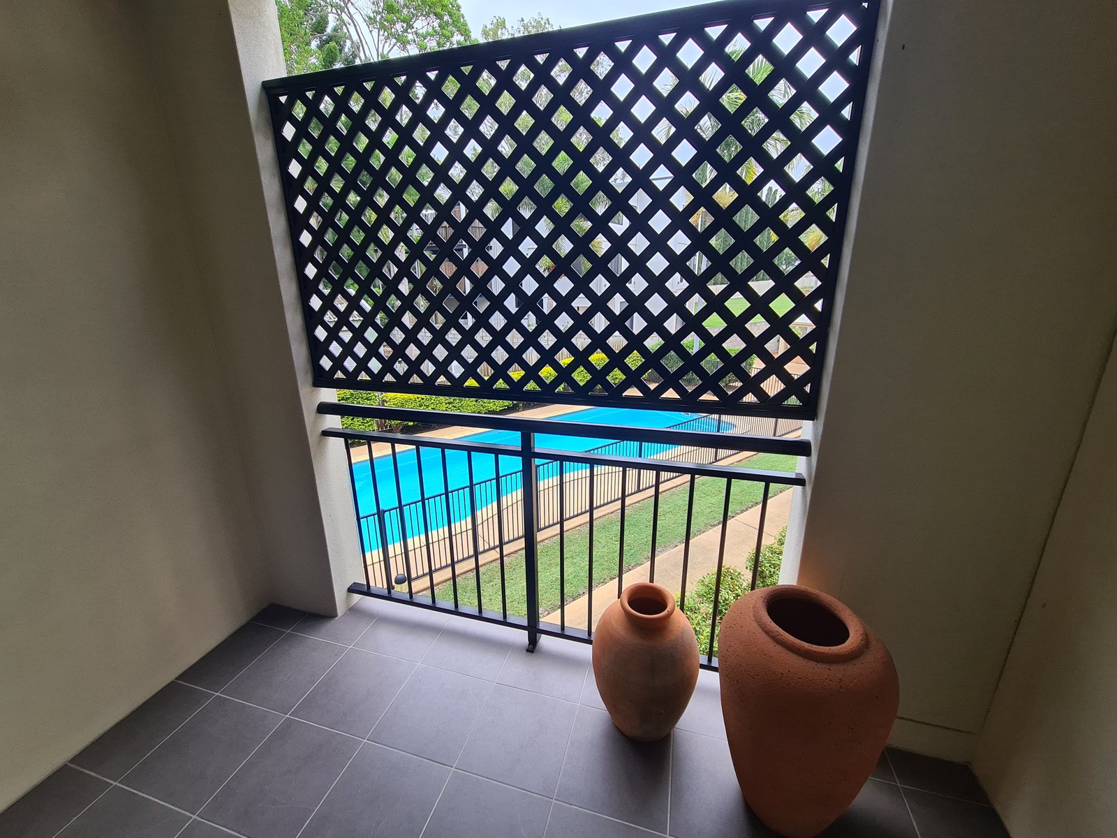 4/8A Wyndham Avenue BOYNE ISLAND 6