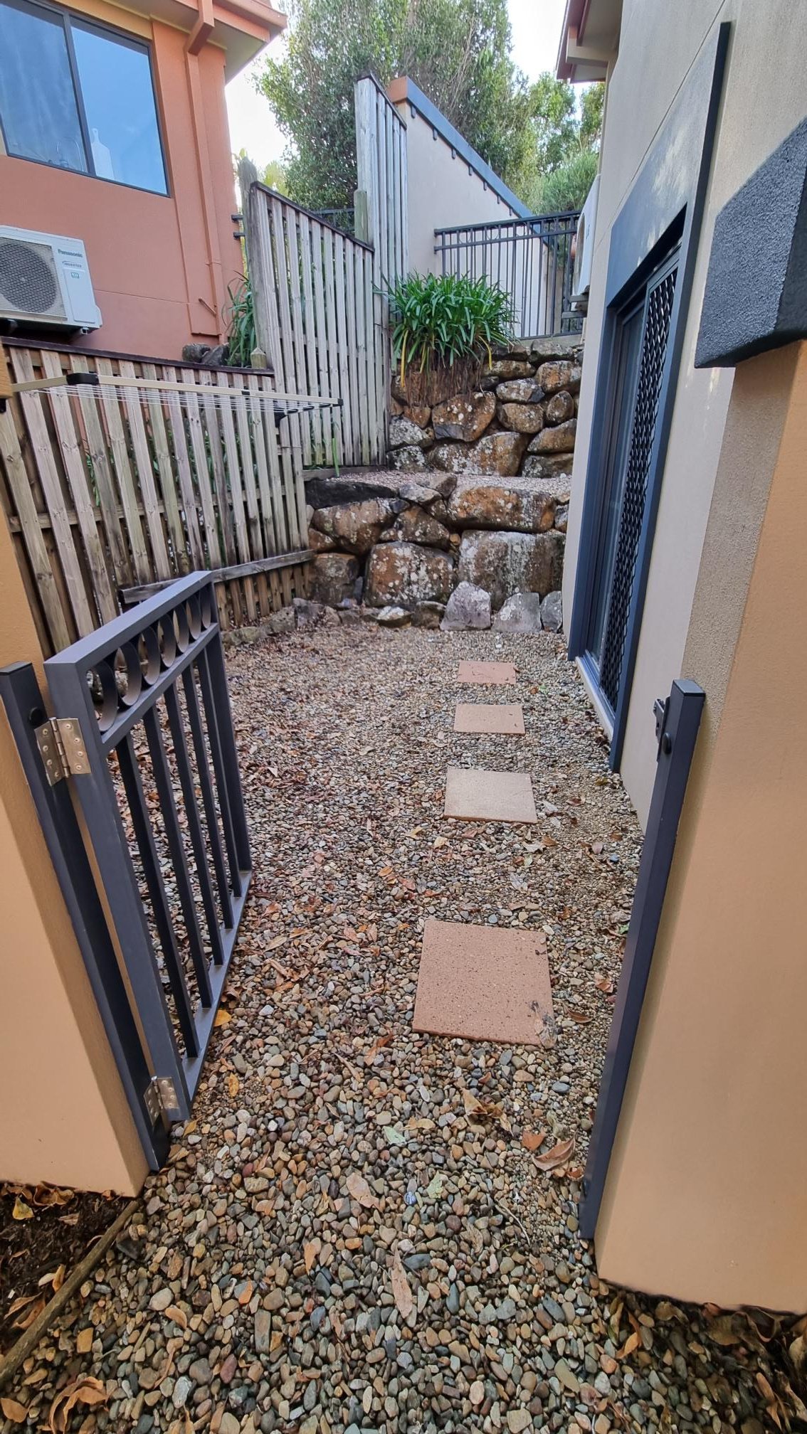 48b/4 University Drive ROBINA 15