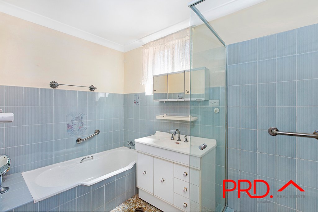 4/9-11 English Street KOGARAH 4