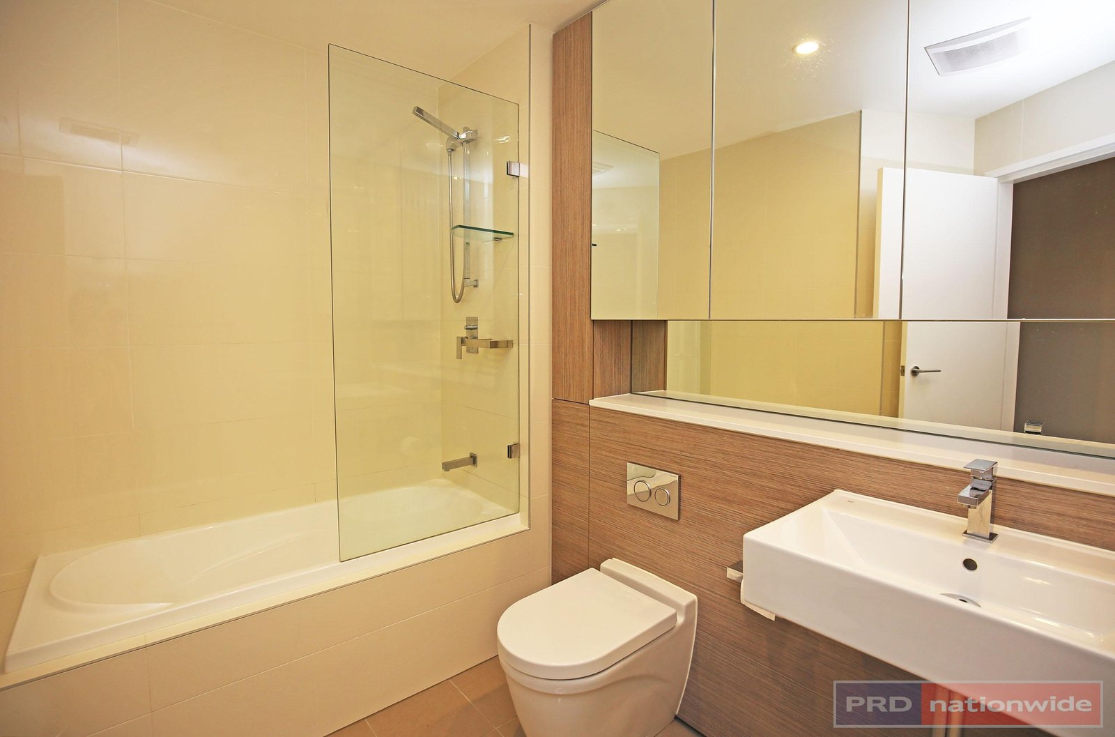 49 / 273a Fowler Road ILLAWONG 9