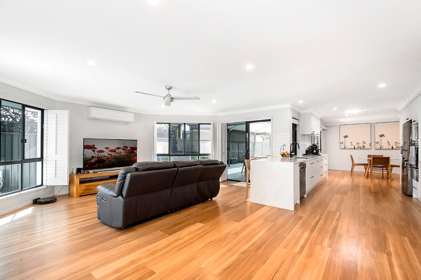 49 Alec Avenue MERMAID WATERS 3