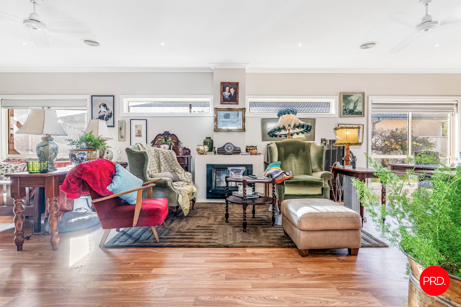 49 Alexander Close STRATHFIELDSAYE 8