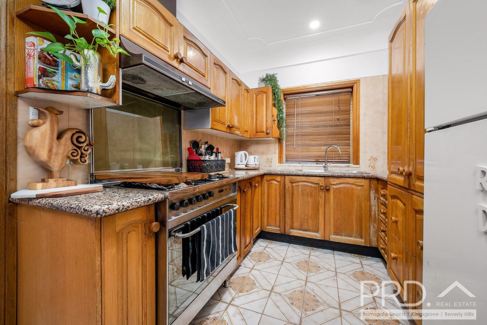 49 Allambee Crescent BEVERLY HILLS 4