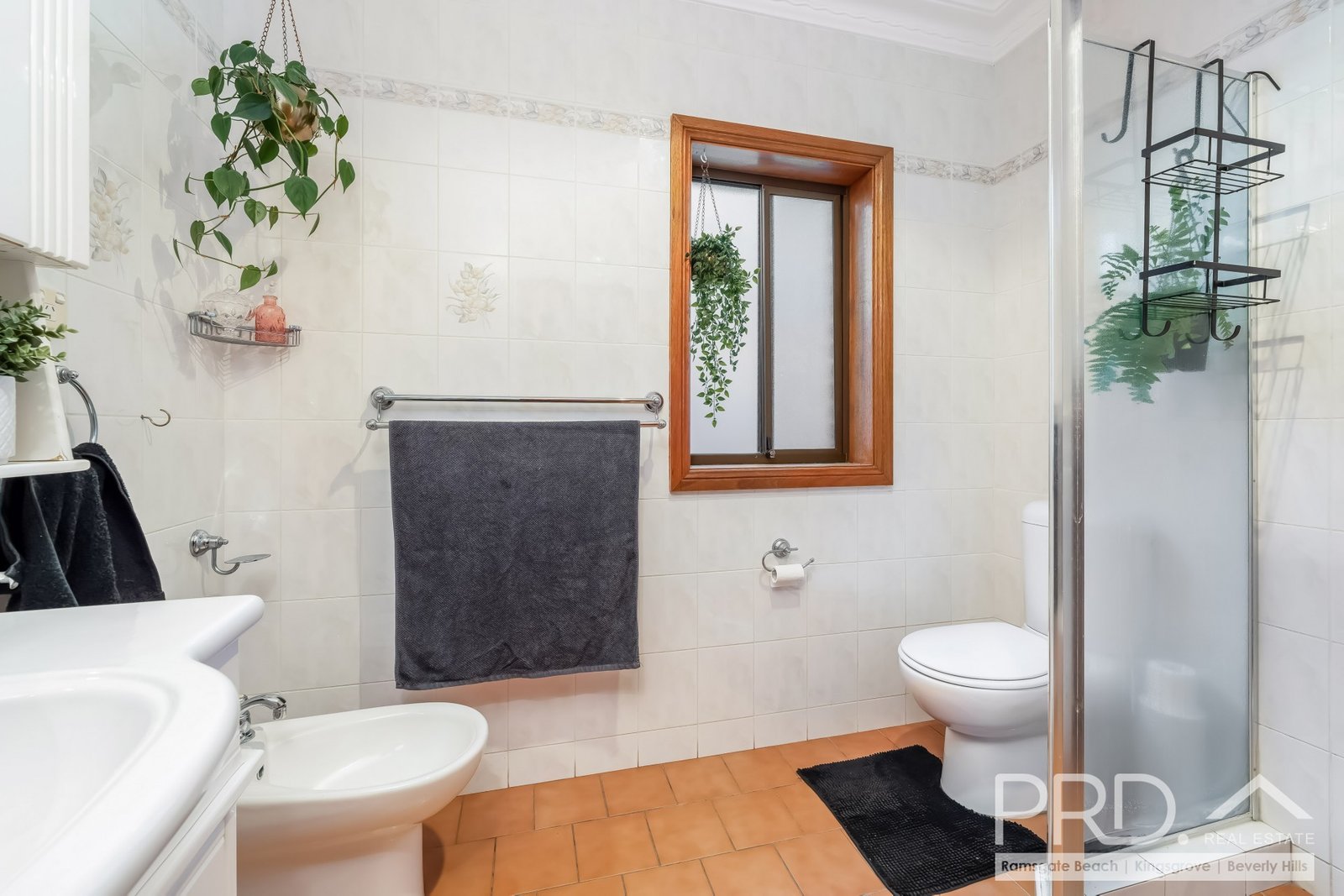 49 Allambee Crescent BEVERLY HILLS 8