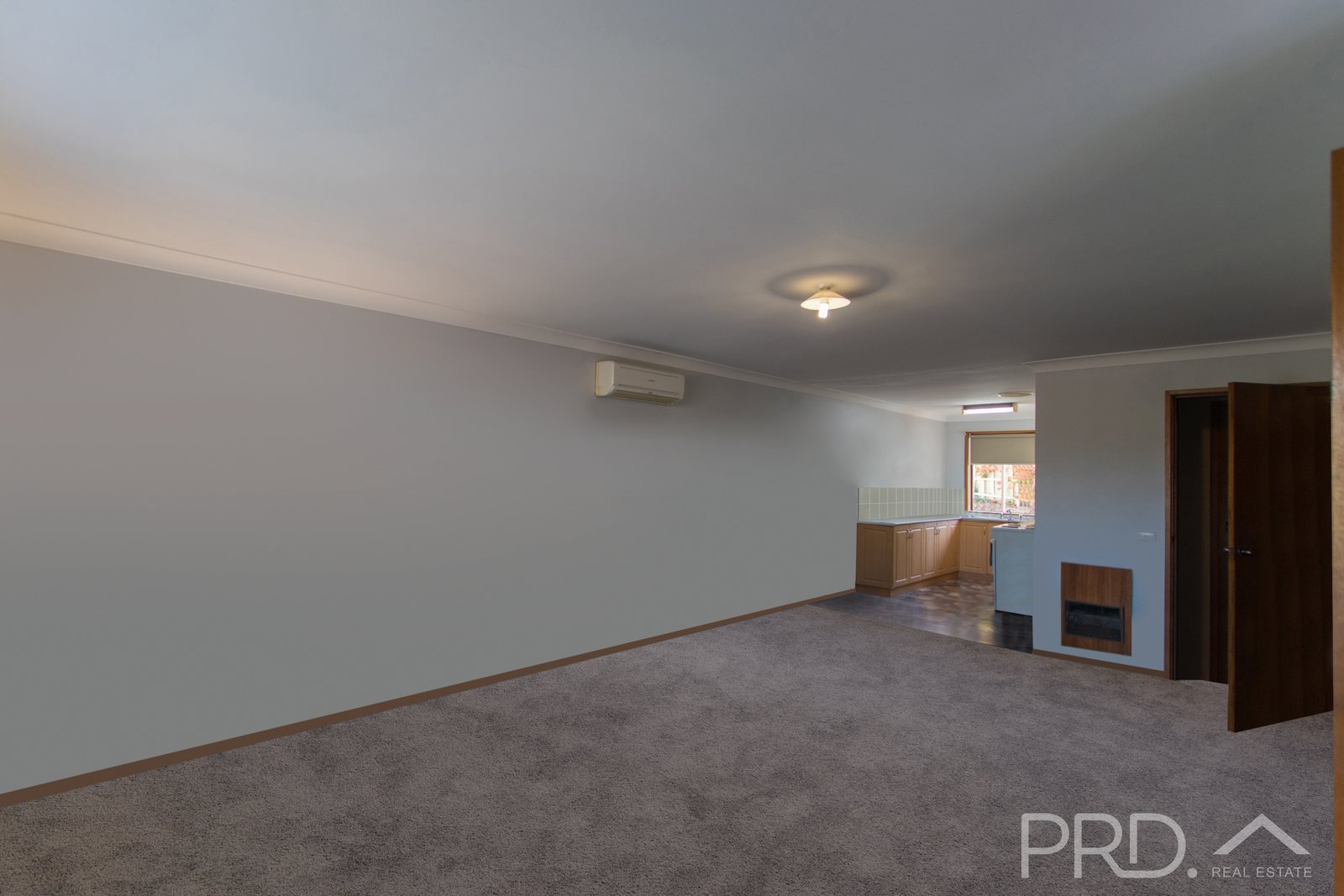 4/9 Anderson Place TUMUT 4