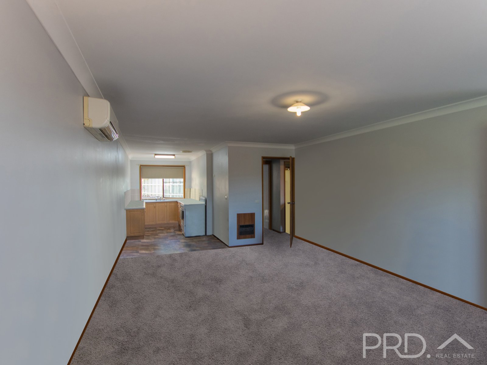 4/9 Anderson Place TUMUT 5