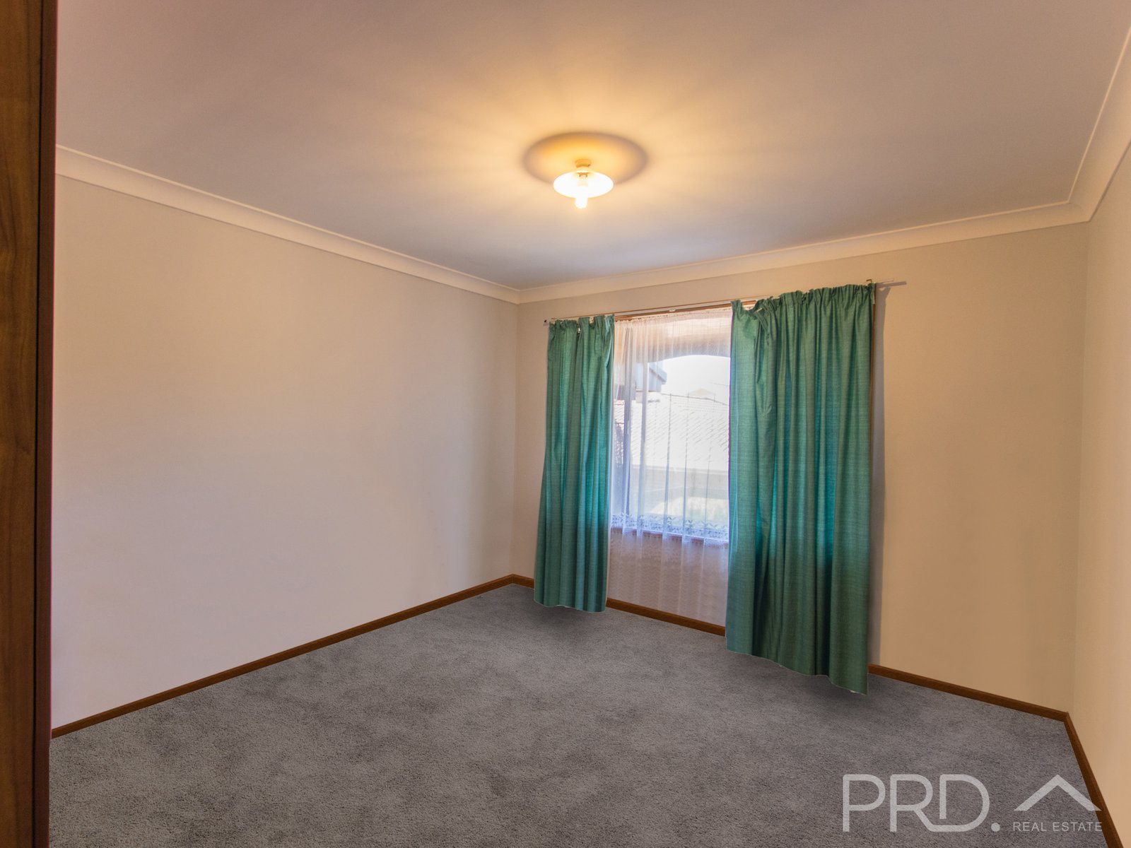 4/9 Anderson Place TUMUT 7