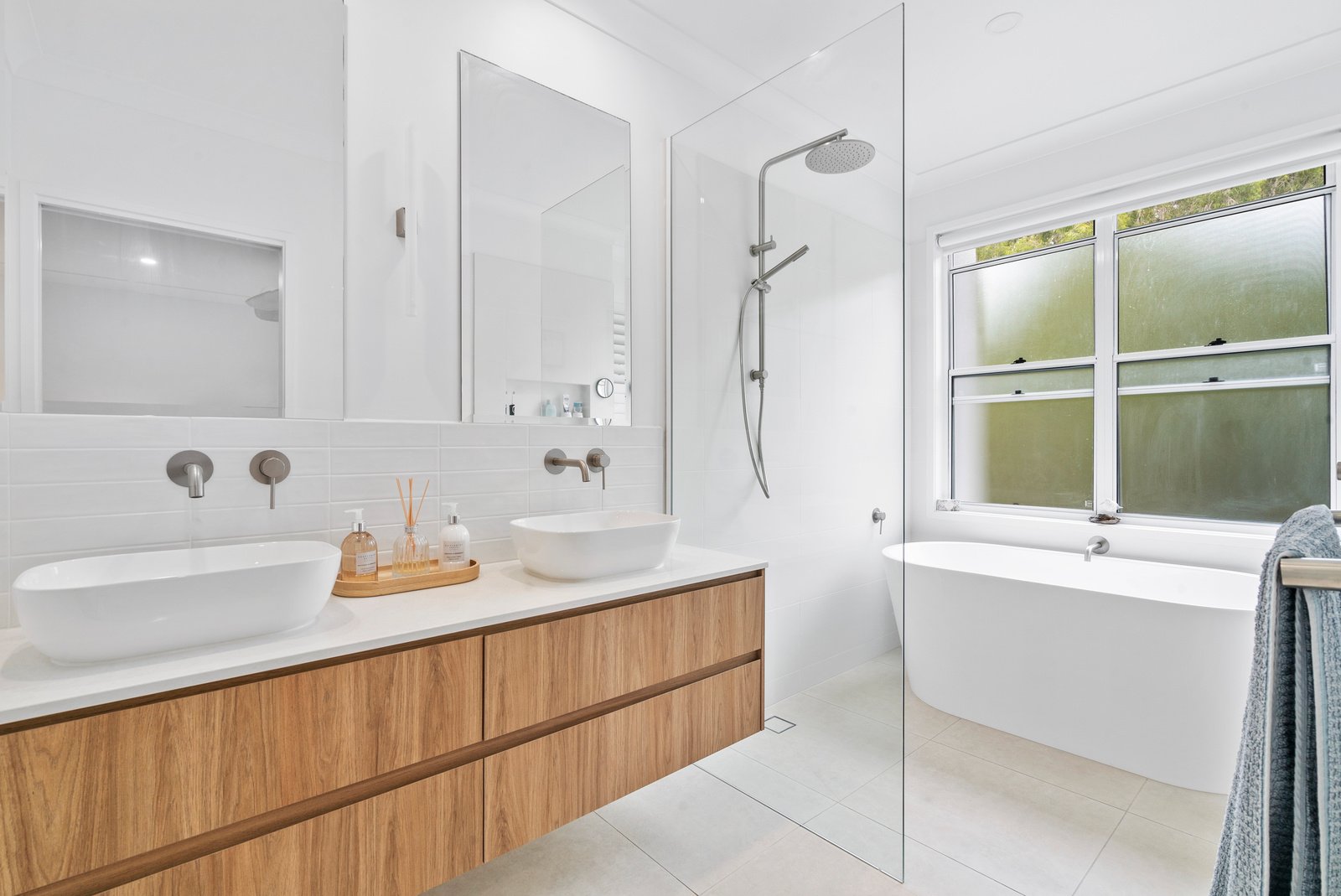 4/9 Appel Street COOLANGATTA 10