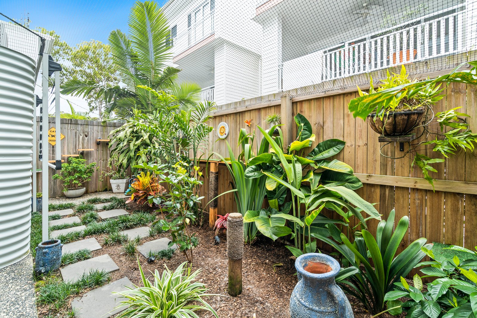4/9 Appel Street COOLANGATTA 15