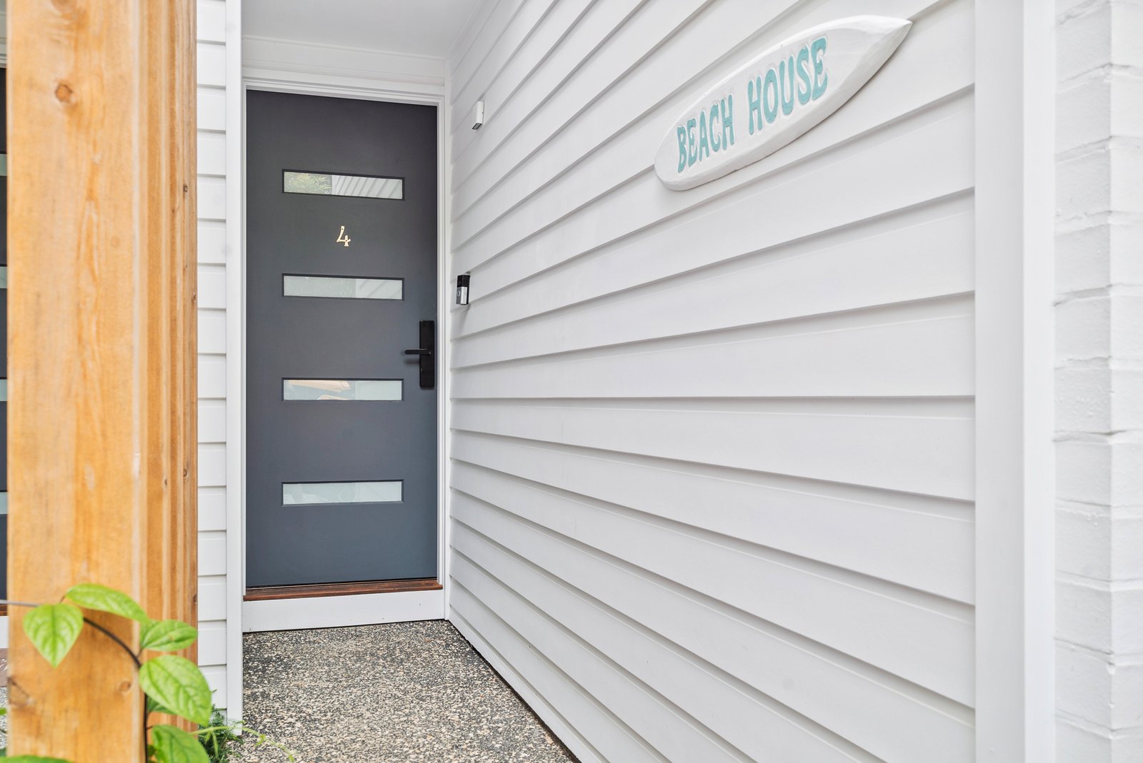 4/9 Appel Street COOLANGATTA 16