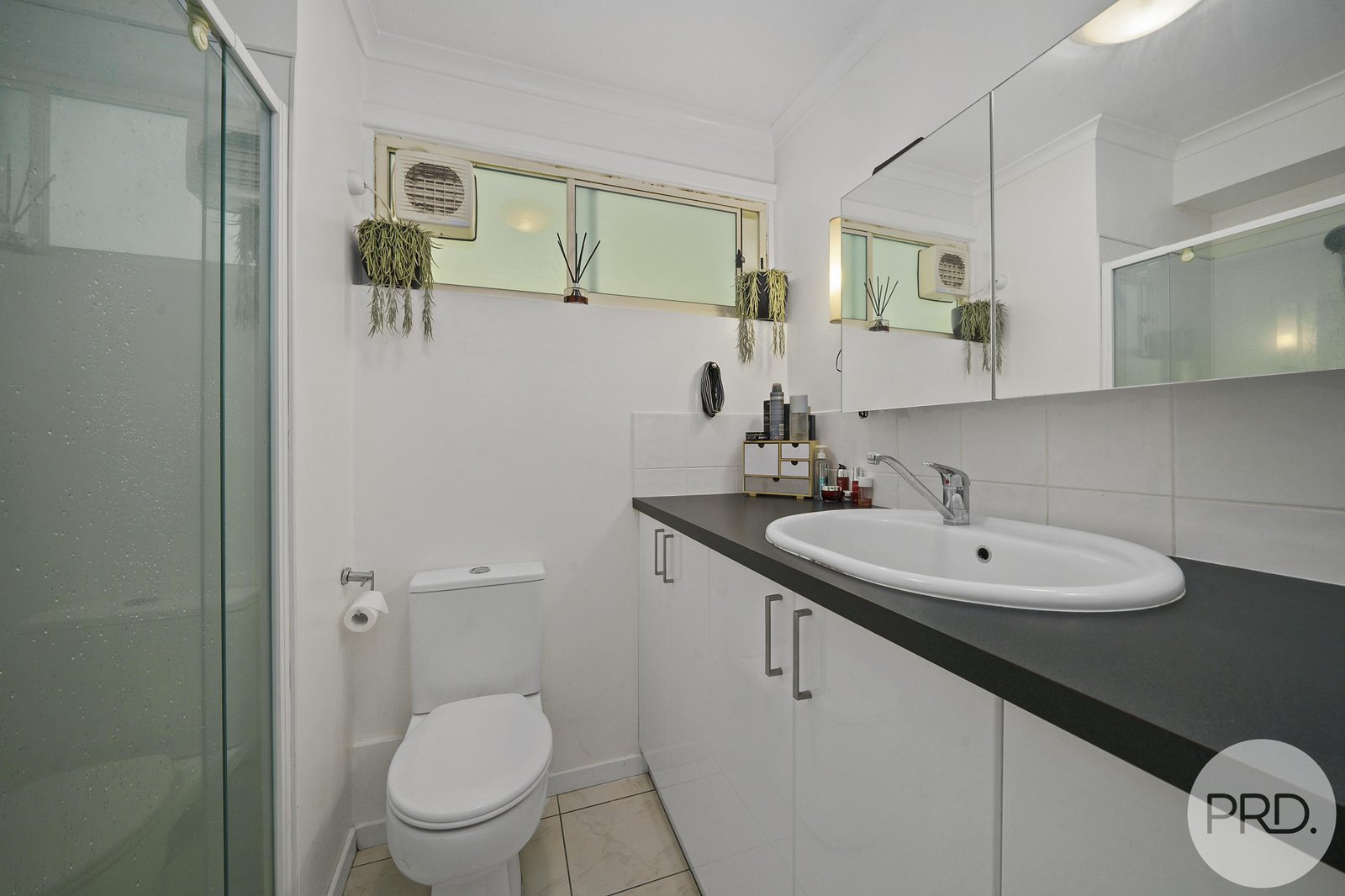 4/9 Augusta Road NEW TOWN 12