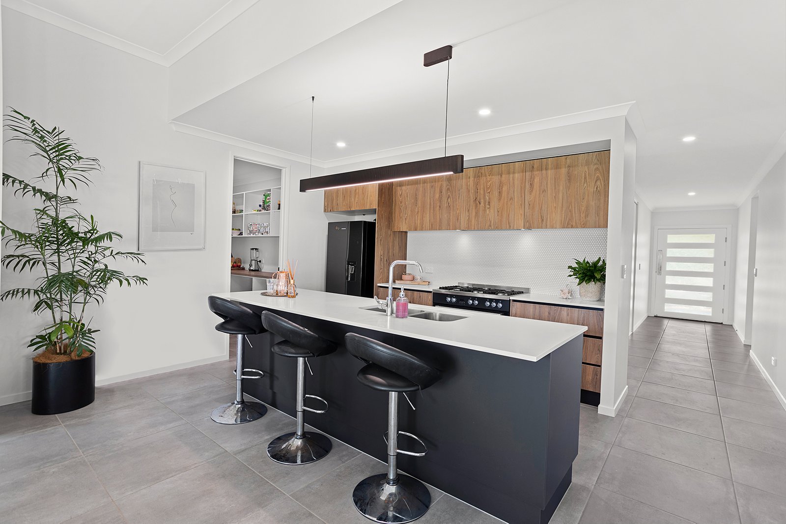 49 Beames Crescent CANNON VALLEY 3