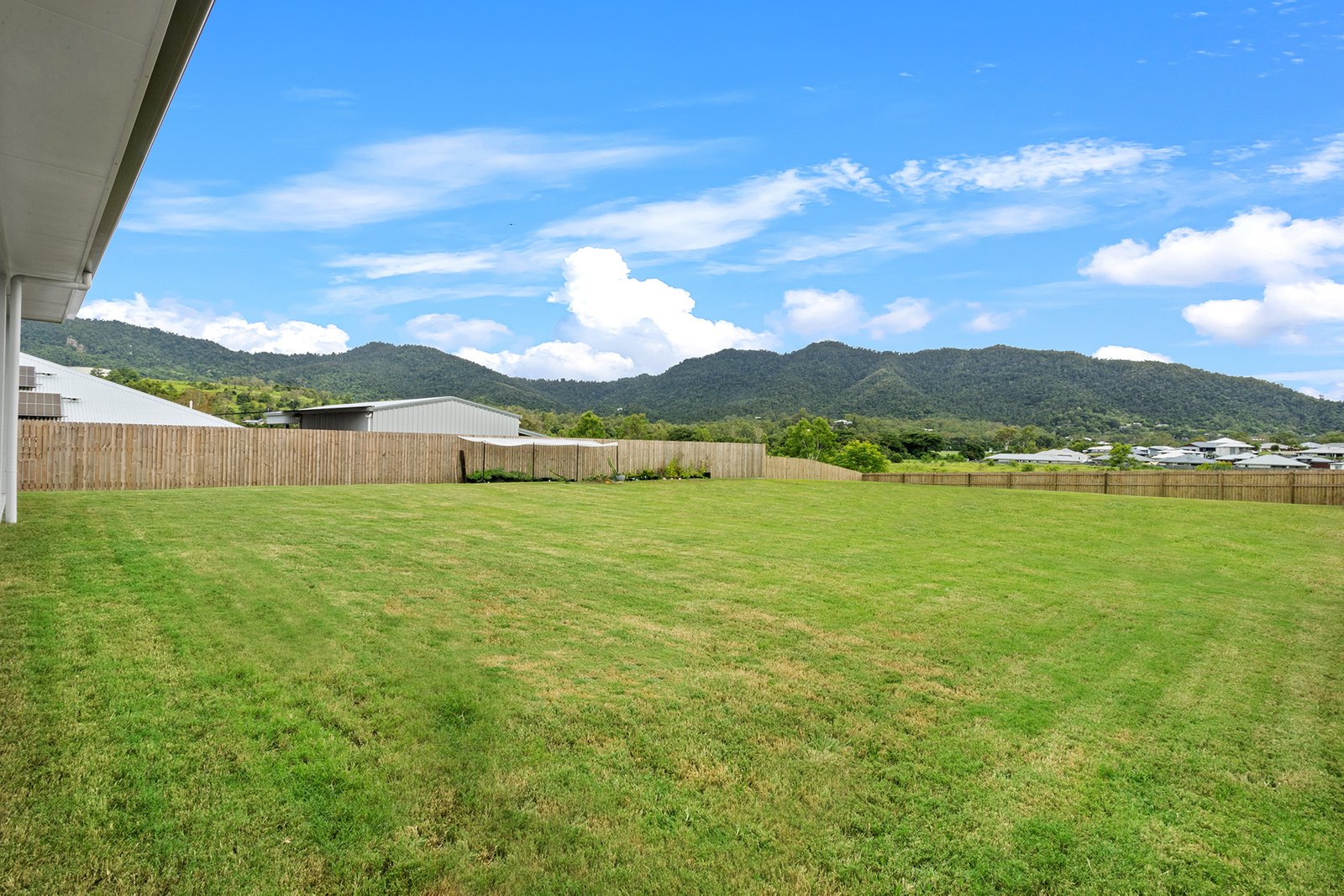 49 Beames Crescent CANNON VALLEY 25