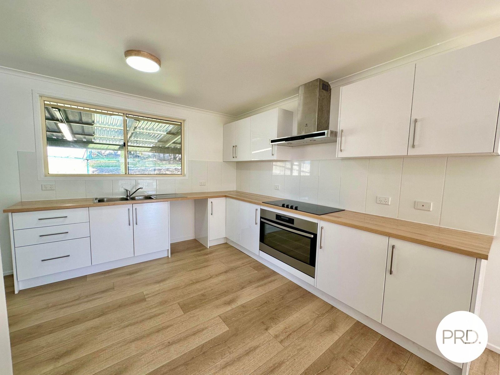 49 Beltana Drive BOYNE ISLAND 4