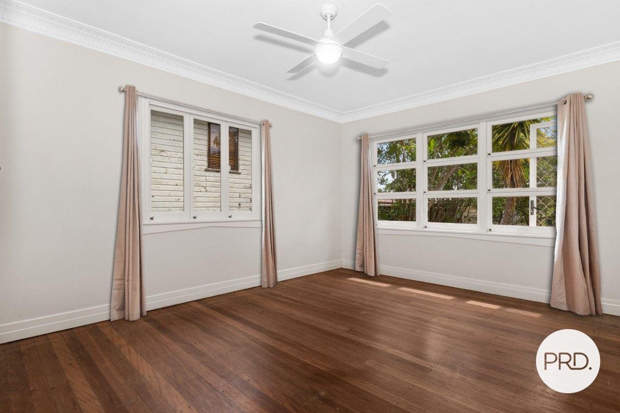 49 Benecia Street WAVELL HEIGHTS 3