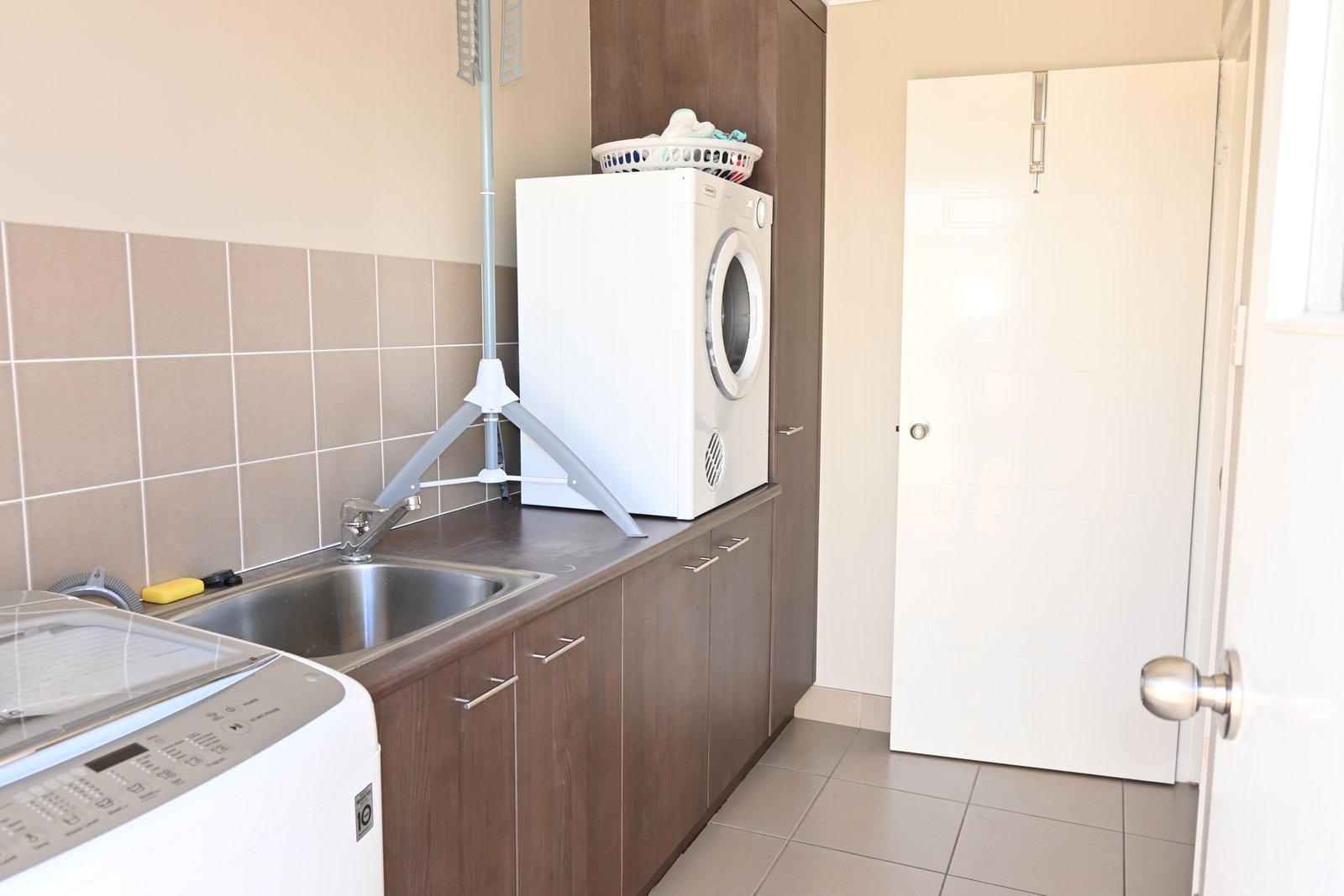 49 Bevington Street TANNUM SANDS 18