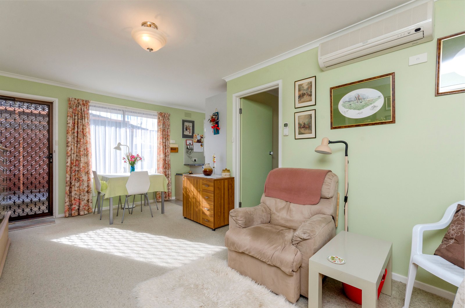 Gallery: 4/9 Britannia Street