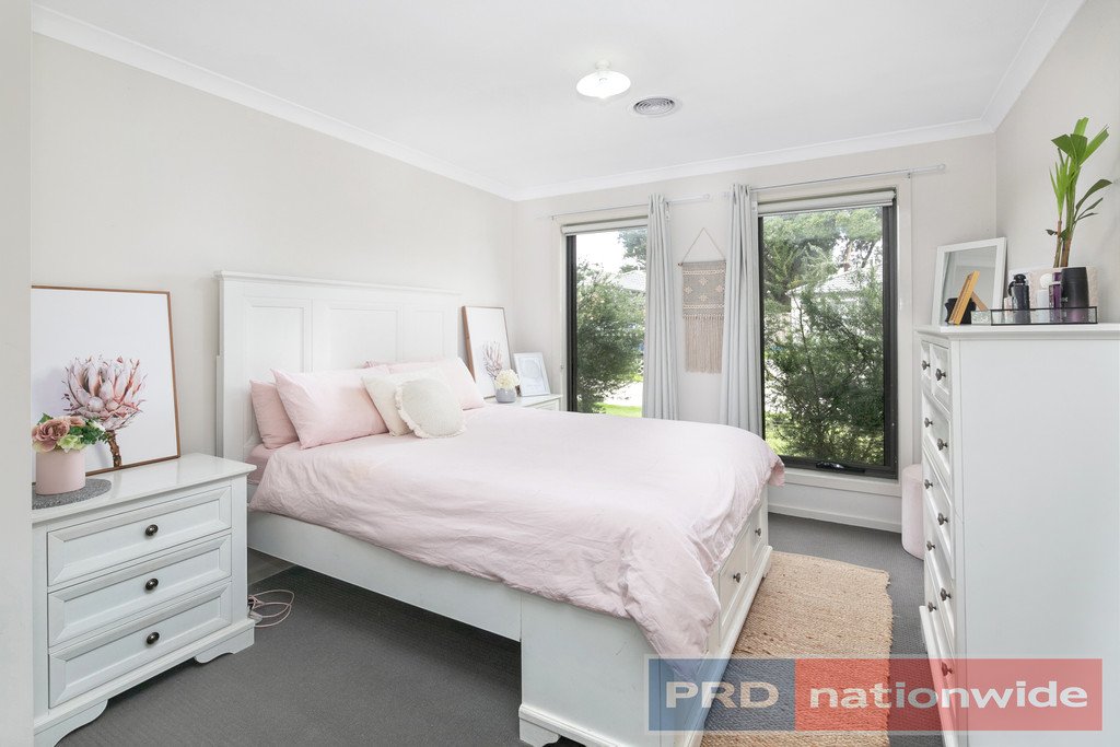 4/9 Burnett Street SEBASTOPOL 6