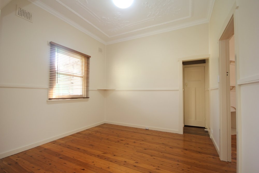 49 Chapel Street ROSELANDS 3