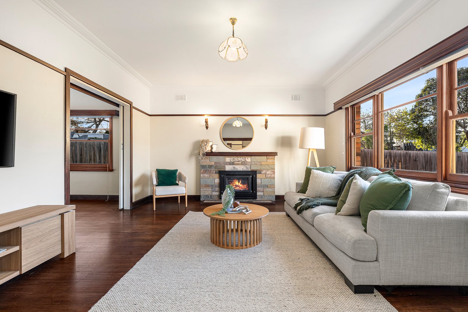 Gallery: 49 Charming Street